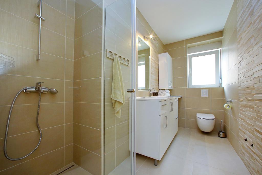 Luxury Apartments Sikiric With Fantastic View On The Sea Bibinje Dış mekan fotoğraf