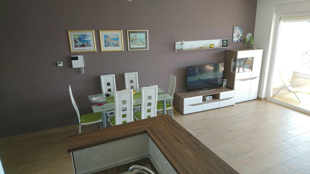 Luxury Apartments Sikiric With Fantastic View On The Sea Bibinje Dış mekan fotoğraf